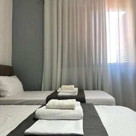 Host Shkoder